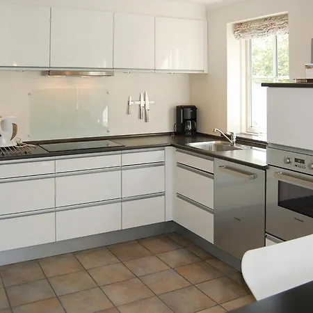 Three-Bedroom Holiday Home In Blavand